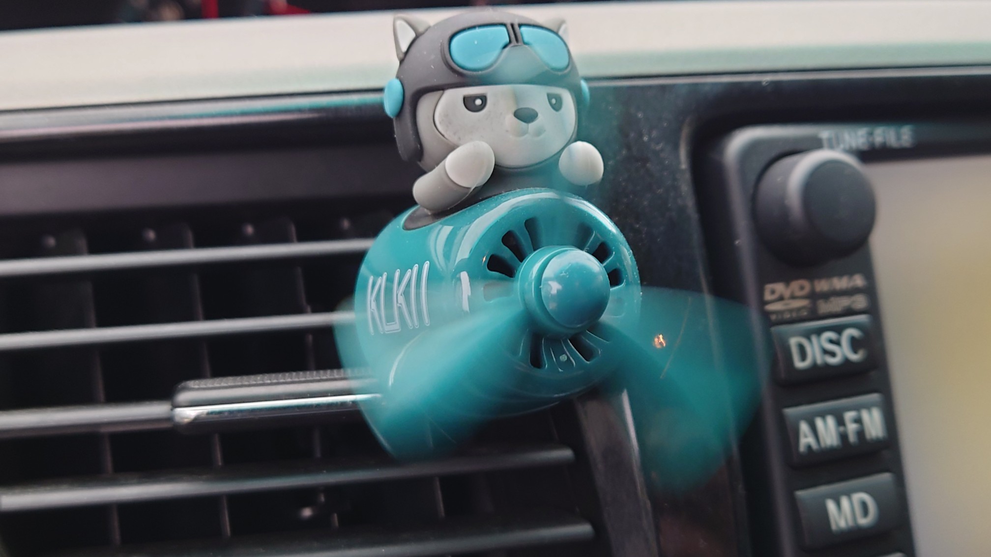 車に芳香剤を追加